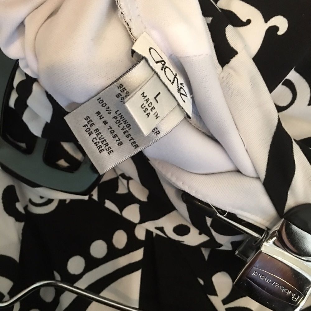 Midi Skirt Cache!  - Picture 5 of 8